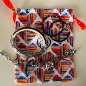 BRIGHTON set: 2 Bracelets & hoop earrings